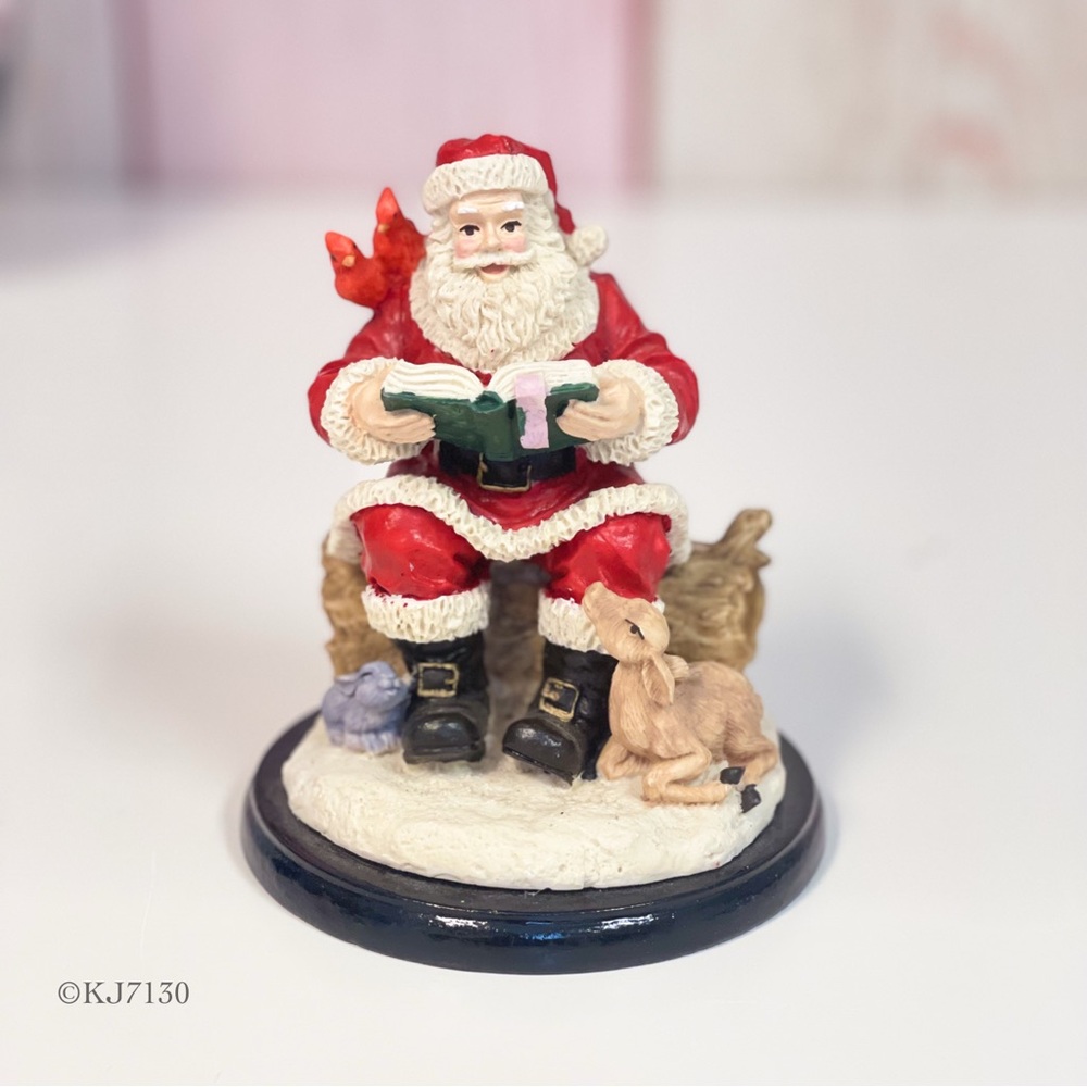 Vintage Artmark Chicago Treasury Of Gifts Ceramic Santa Claus Reading List - Picture 2 of 10